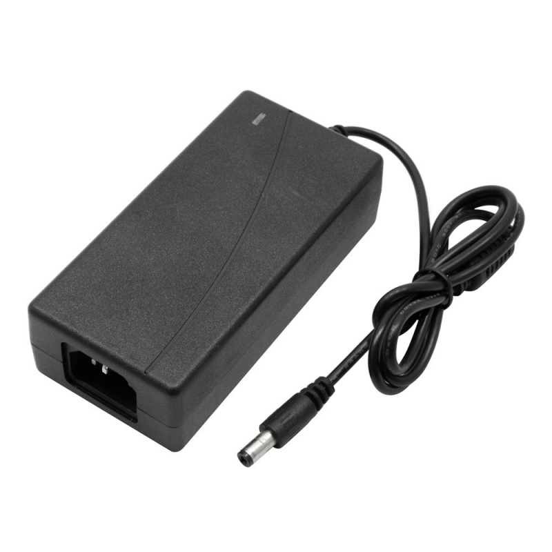 آداپتور 12 ولت 5 آمپر بین‌راهی مدل 12V-5A